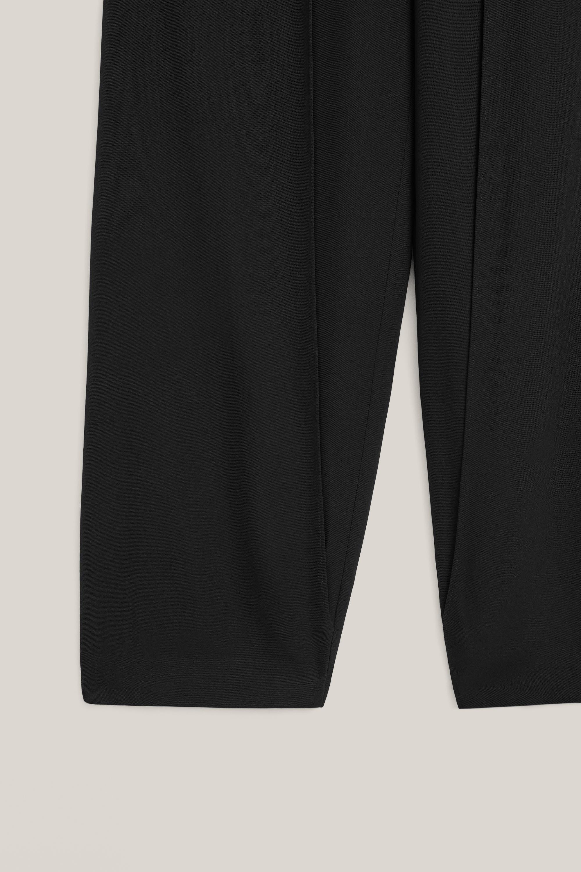Lightweight trousers with layered detail - LIMITED EDITION